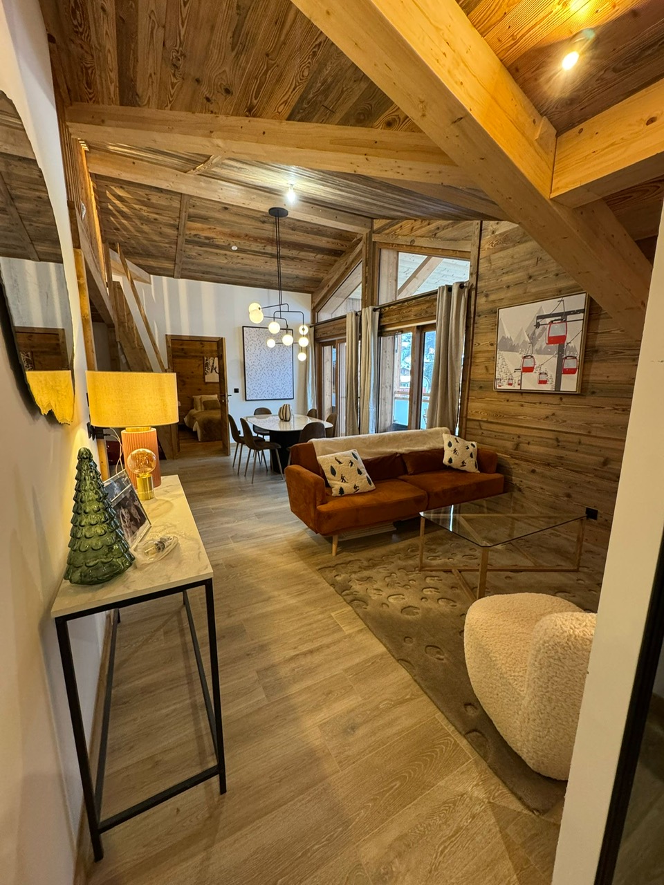 Salon et salle à manger de l'appartement